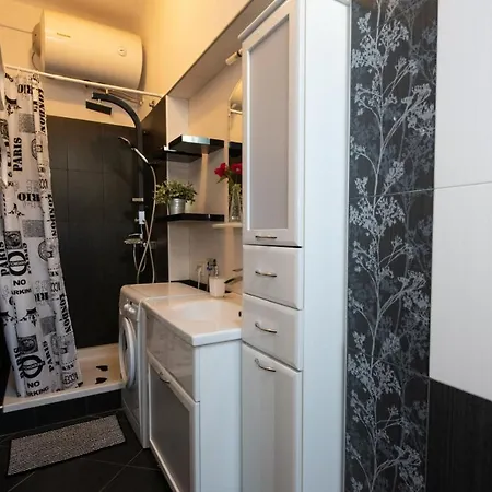 In With Air Condition, Wifi, Washing Machine Abbazia