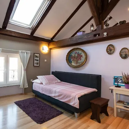 In With Air Condition, Wifi, Washing Machine Opatija